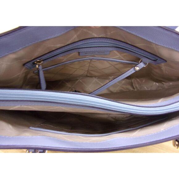 Michael Kors Large Baby Blue Saffiano Leather Shoulder Bag "VOYAGER" Authentic - Picture 5 of 5